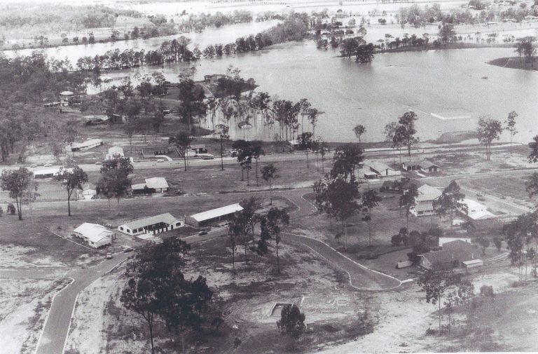Aerial view of Bellbowrie flooded in 1974